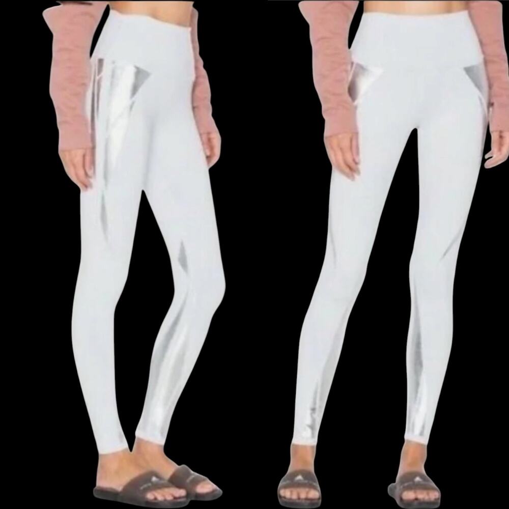 NWOT alo Airbrush Legging Metallic Silver Facet (Paint Look) on Dove Gray XS 2-4